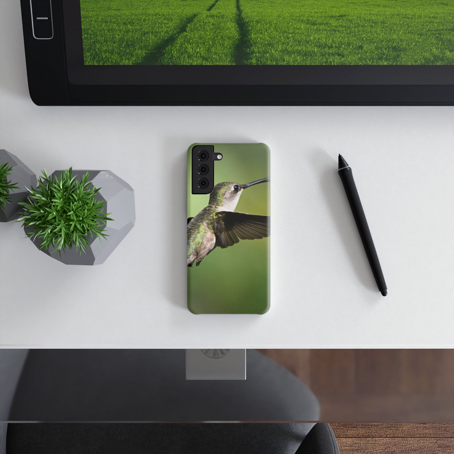 Hummingbird Phone Case, Slim Snap Case for Nature Lovers, Eco-Friendly Phone Accessory, Gift for Wildlife Enthusiasts, Unique Tech Decor