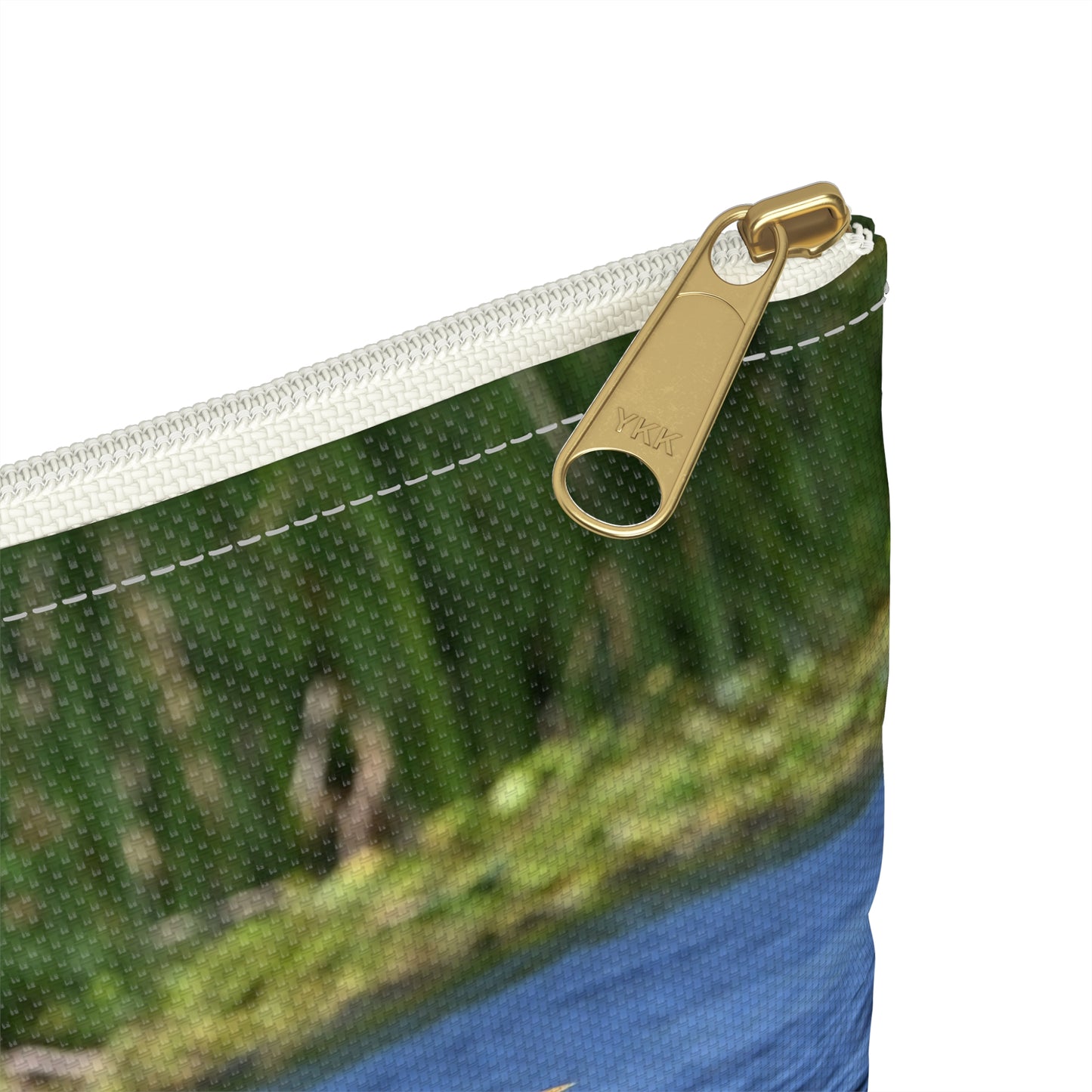 Nature-Inspired Accessory Pouch with Flying Heron Design, Wildlife Organizer, Eco-Friendly Gift, Travel Essentials, Bird Lover's Tote