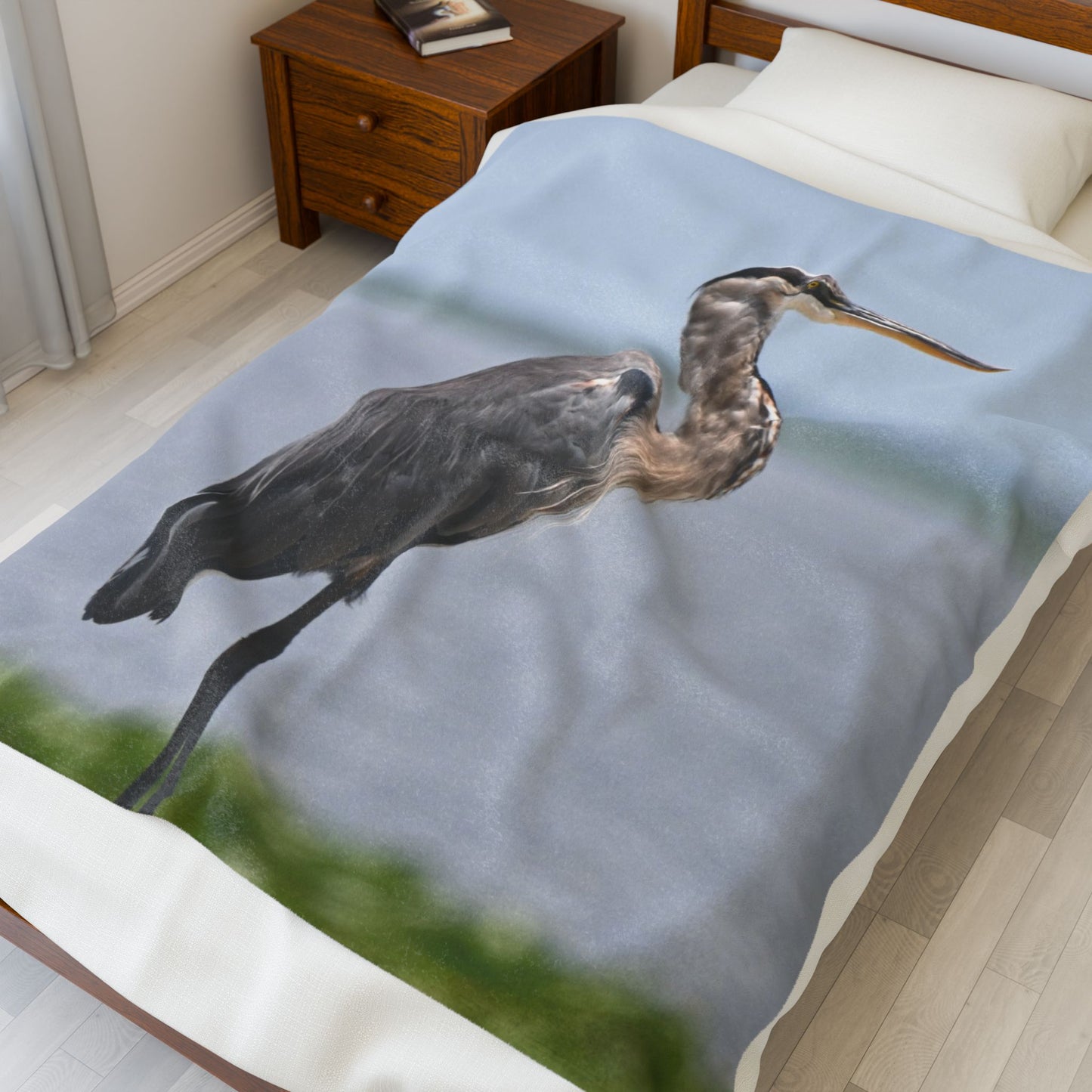 Great Blue Heron Velveteen Plush Blanket — Cozy Wildlife Photo Throw
