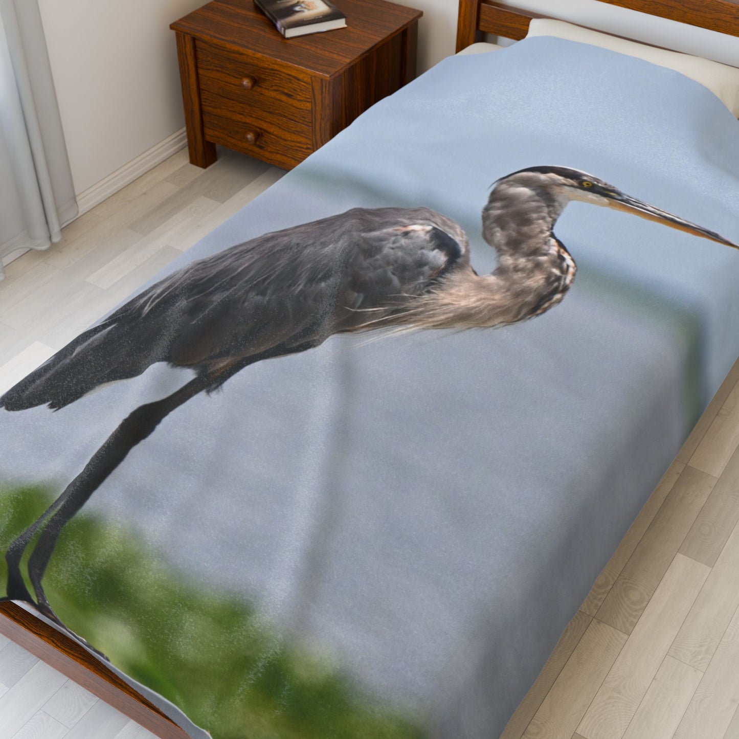 Great Blue Heron Velveteen Plush Blanket — Cozy Wildlife Photo Throw