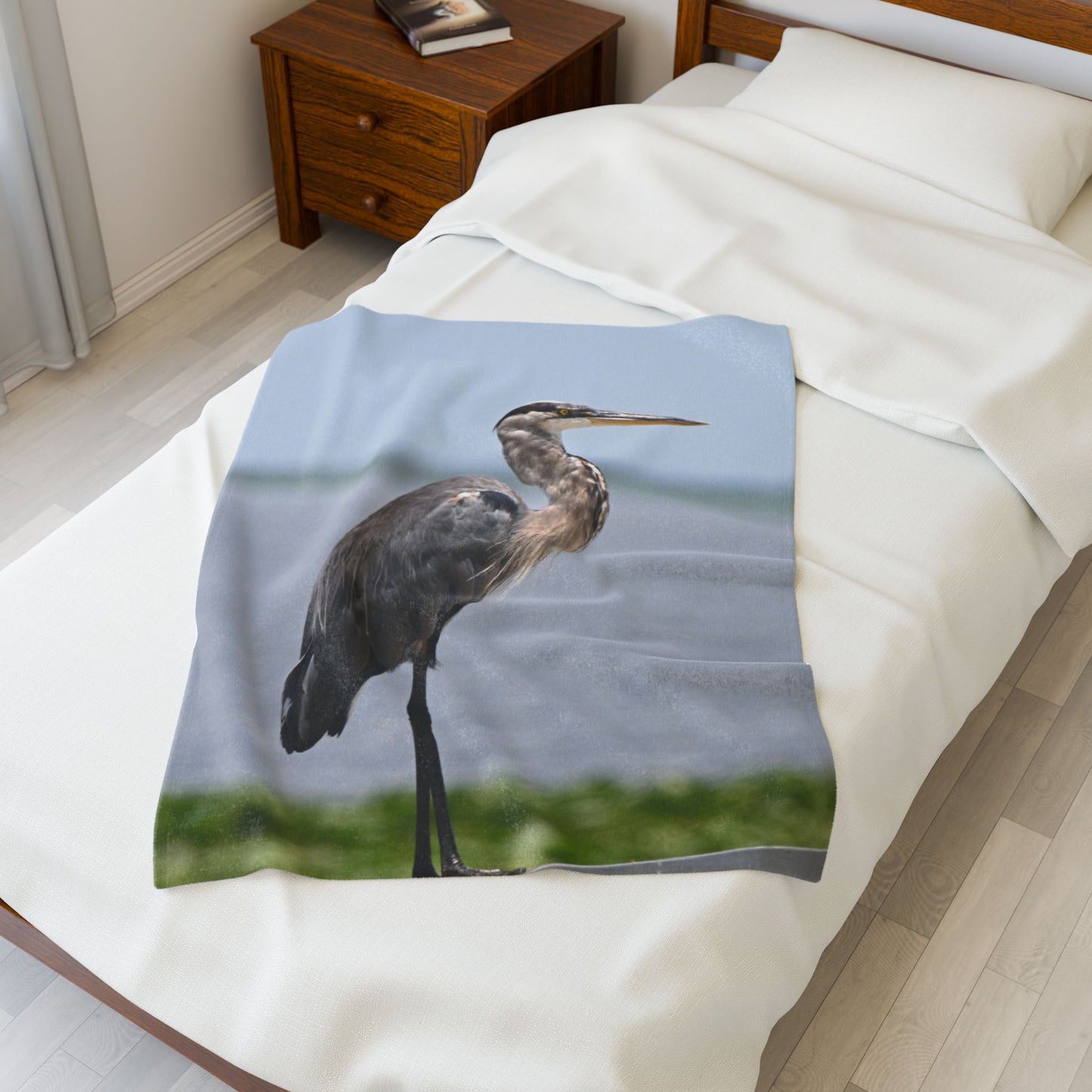 Great Blue Heron Velveteen Plush Blanket — Cozy Wildlife Photo Throw