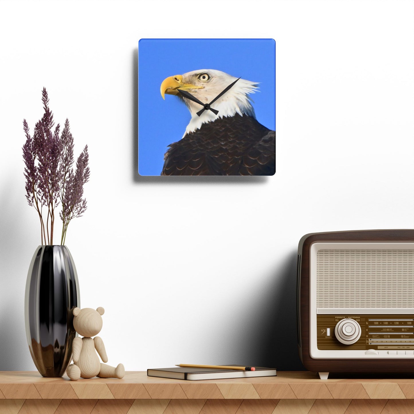 Bald Eagle Acrylic Wall Clock — Patriotic Wildlife Home Decor